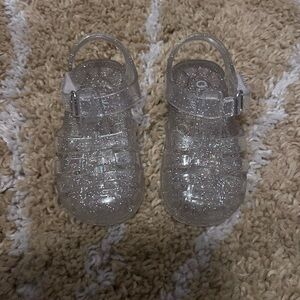 Oshkosh jelly sandals toddler size 5